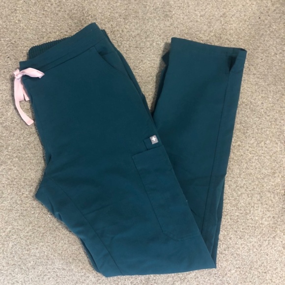 Figs Yola Scrub Pants- *Set of 4* - Picture 2 of 6